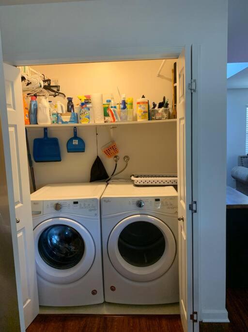 Вилла Walnut Grove 2Bd 1Bath Окхерст Экстерьер фото